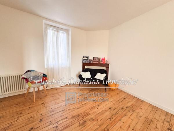 Maison de charme rénovée - avec piscine et vue Pyrénées