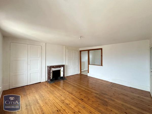 Appartement à louer 3 pièces 83.39m² Mâcon (71000)