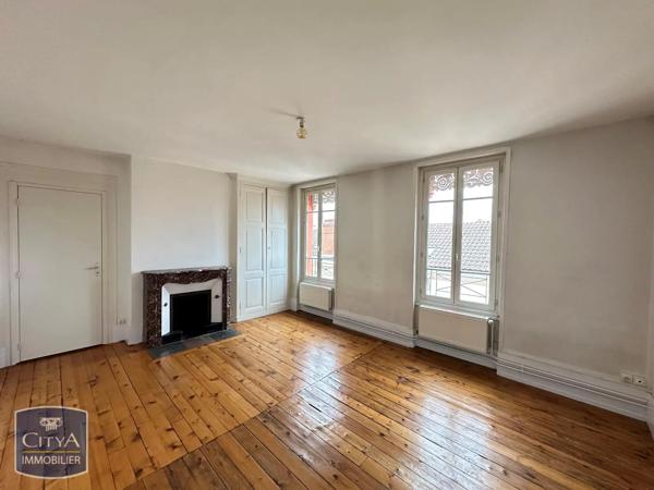 Appartement à louer 3 pièces 83.39m² Mâcon (71000)