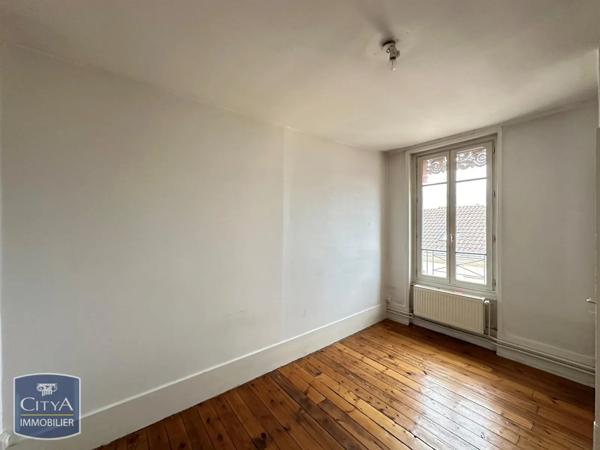 Appartement à louer 3 pièces 83.39m² Mâcon (71000)