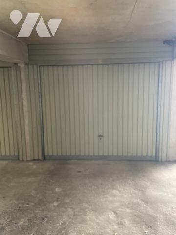Garage fermé dans copropriété