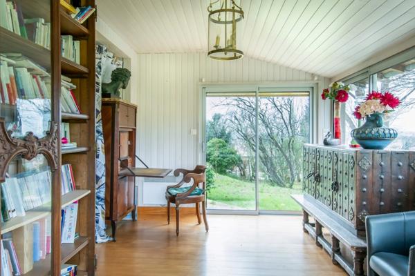 Maison d'architecte à vendre 9 pièces BIRAC SUR TREC (47)