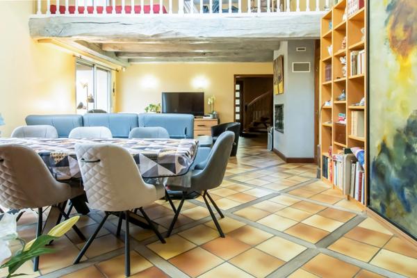 Maison d'architecte à vendre 9 pièces BIRAC SUR TREC (47)