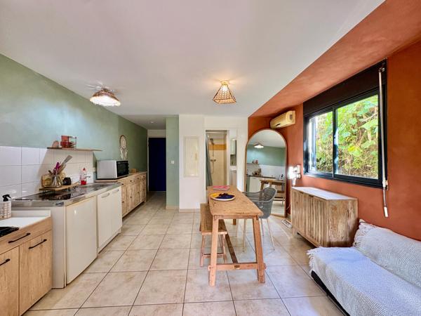 Studio meublé 35 m² avec terrasse et jardin au Tampon 97430