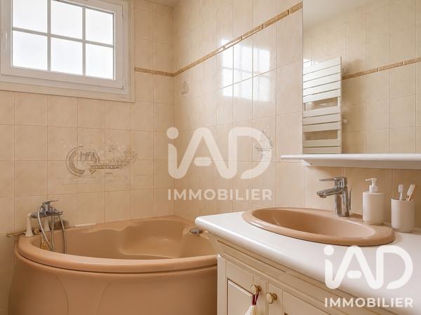 Maison à vendre 6 pièces 114,8 m² Mantes-la-Ville