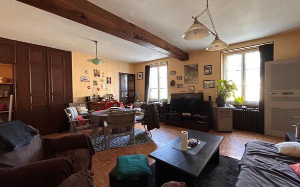 Maison à vendre    3 pièces •  Mer