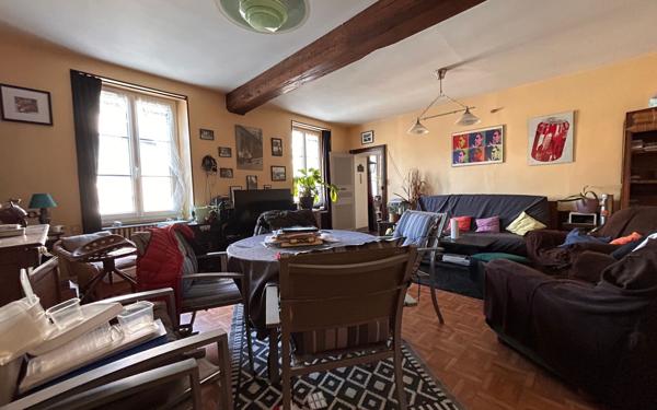 Maison à vendre    3 pièces •  Mer