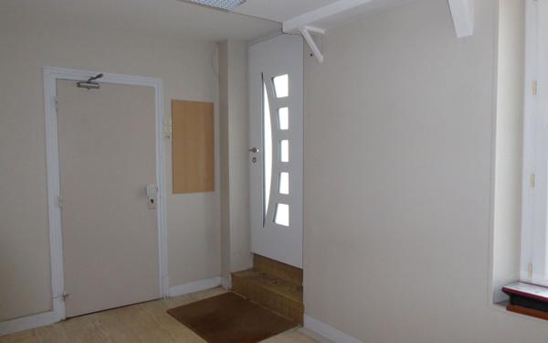 Maison à vendre    3 pièces •  Mer