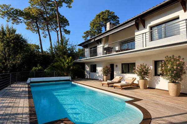 Villa avec piscine et vue sur la forêt Arcachon