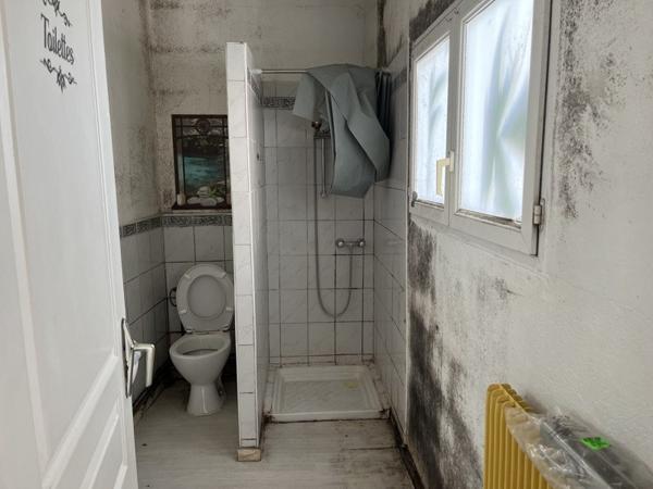Maison à vendre 45 000 € Magnac-sur-Touvre 6 p 102 m² DPE E