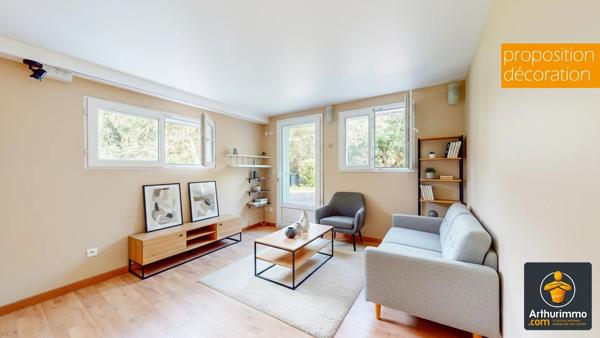 Vente                                                      Maison
                        
                     7 pièces                      170 m2                     à Saint-Genis-Laval