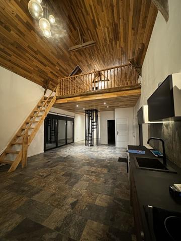 Maison atypique 82 m² ? 1 chambre ? Jardin ? Terrasse ? Servins