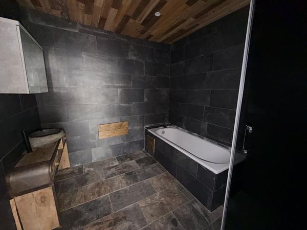 Maison atypique 82 m² ? 1 chambre ? Jardin ? Terrasse ? Servins