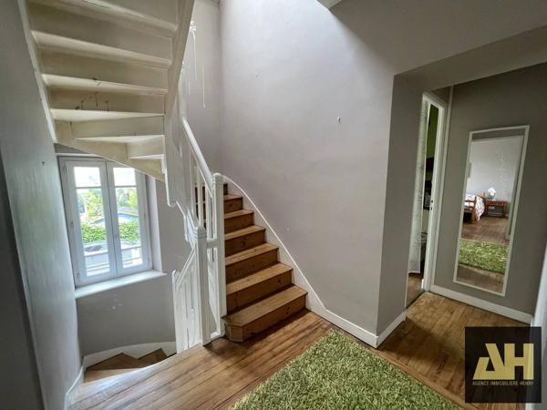 BREST RIVE DROITE QUATRE MOULINS - MAISON DE CHARME DES ANNEES 30 - 4 CHAMBRES - SECTEUR CALME - JARDIN CLOS ET TERRASSE