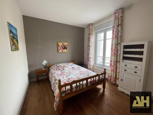 BREST RIVE DROITE QUATRE MOULINS - MAISON DE CHARME DES ANNEES 30 - 4 CHAMBRES - SECTEUR CALME - JARDIN CLOS ET TERRASSE