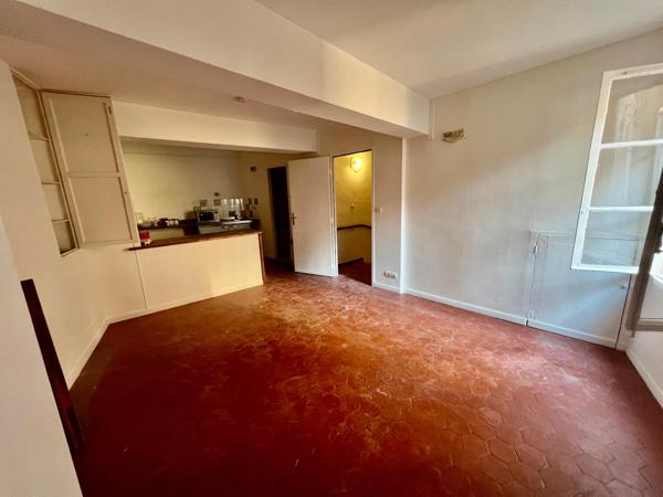 Immeuble de rapport 123m2 rue grande La réal Perpignan