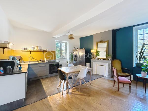 Maison de 472 m²
