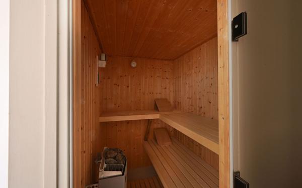 Maison à vendre    6 pièces •  Saint-Martin-de-Ré