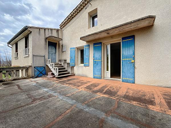 Maison à loriol de 160 m2 sur 5000m2 de terrain, ancienne ferme, deux logements, nombreuses dependances