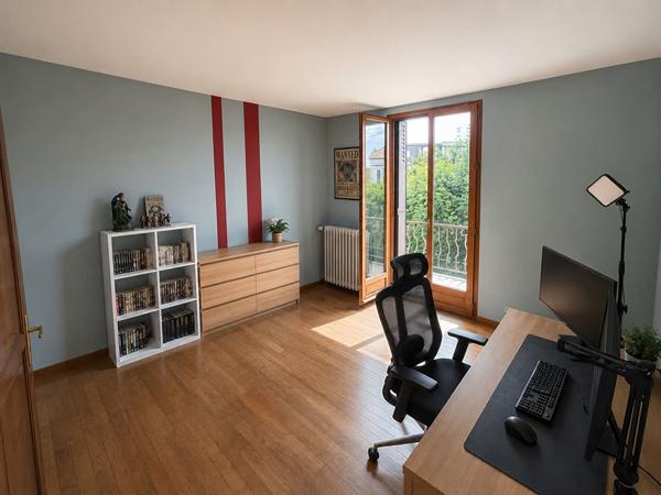 Maison INDÉPENDANTE sous-sol total | 4 chambres | CENTRE VILLE