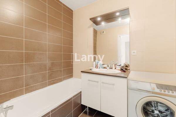 Appartement t3 avec garage double