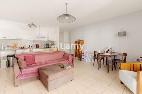 Appartement t3 avec garage double