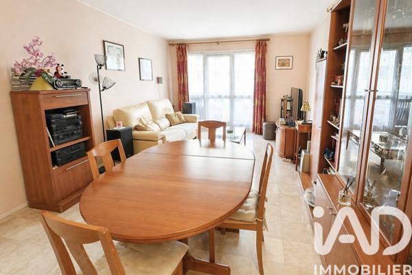 Appartement à vendre 3 pièces 67 m² Courbevoie