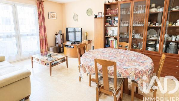 Appartement à vendre 3 pièces 67 m² Courbevoie