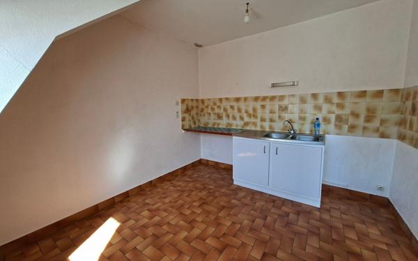 Appartement à louer    3 pièces • 67,60 m2 Rostrenen