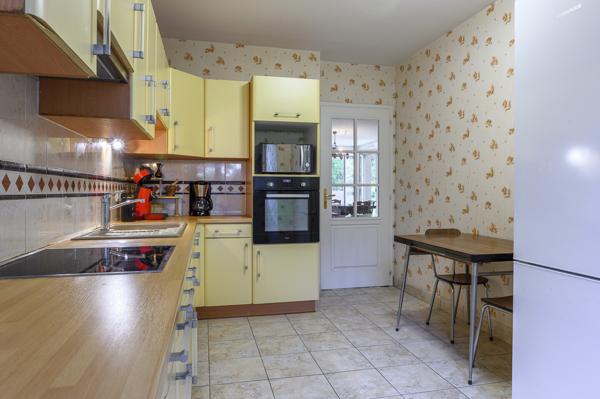 Bel appartement 3 chamb.en RDJ garage parking caves calme proche tram