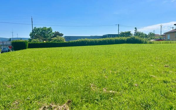 Terrain à vendre    La Tour-de-Salvagny