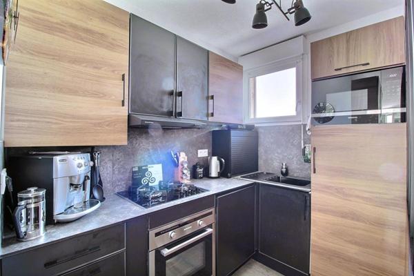 Exclusivité  BRUGES T4 82 M² dernier étage + terrasse 50 M² SUD