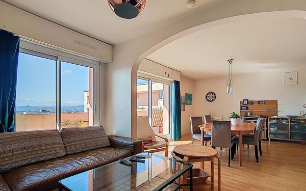 Appartement à vendre    4 pièces • 102,99 m2 Pau