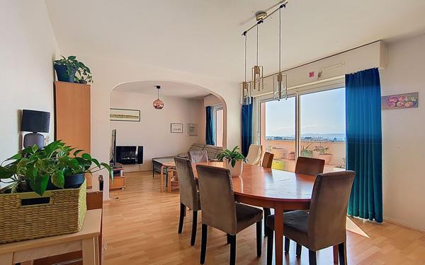 Appartement à vendre    4 pièces • 102,99 m2 Pau