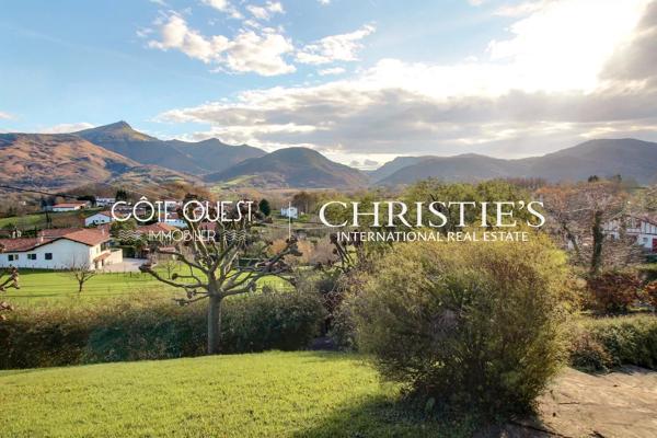 À vendre Urrugne – Villa vue montagnes à 15 minutes de Saint-Jean-de-Luz