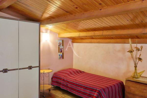 VIAGER VILLA DEUX NIVEAUX AVEC TERRASSE ET MAZET VUE IMPRENABLE SUR ESPARRON DE VERDON ET SON LAC