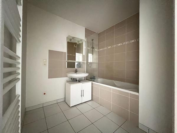 Appartement 3 pièces – 63 m² environ à Nantes (ref : 1795B)