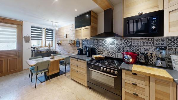 Maison à Villemoustaussou avec petit extérieur