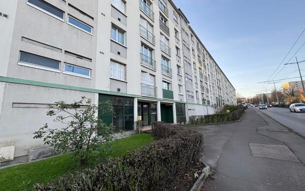 Appartement à vendre    4 pièces • 63,73 m2 Limoges
