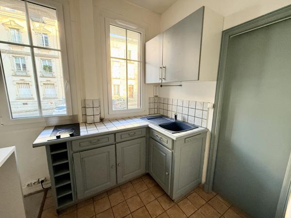 Lagny-sur-Marne (77400) Studio en hyper centre ville de LAGNY SUR MARNE