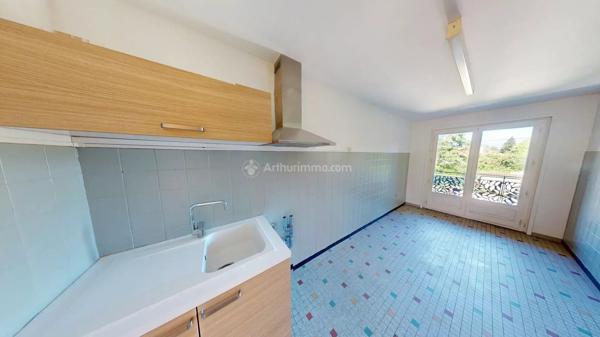 Location                                                      Appartement
                        
                     3 pièces                      53 m2                     à Saint-Jean-de-Bournay