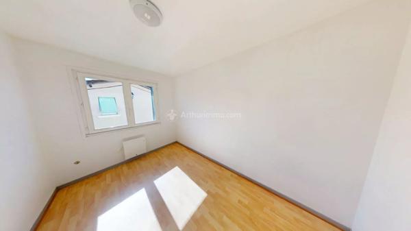 Location                                                      Appartement
                        
                     3 pièces                      53 m2                     à Saint-Jean-de-Bournay