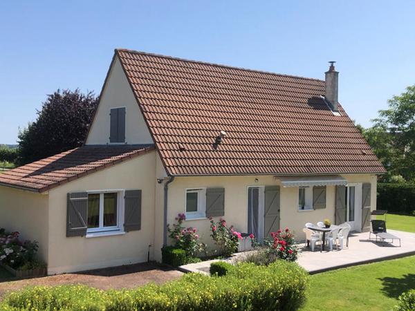 MAGNY-COURS - MAISON 110 M2 + GARAGE DOUBLE + TERRAIN 2300 M2