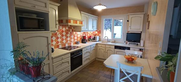 MAGNY-COURS - MAISON 110 M2 + GARAGE DOUBLE + TERRAIN 2300 M2