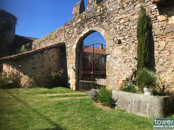 Propriete 12 pièce(s) 8 chambre(s) 388 m²