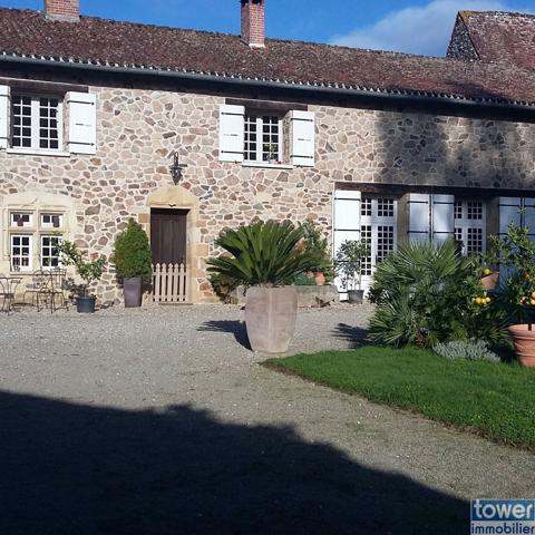 Propriete 12 pièce(s) 8 chambre(s) 388 m²