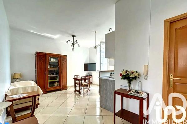 Appartement à vendre 3 pièces 62,21 m² Cagnes-sur-Mer