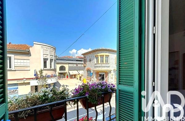 Appartement à vendre 3 pièces 62,21 m² Cagnes-sur-Mer