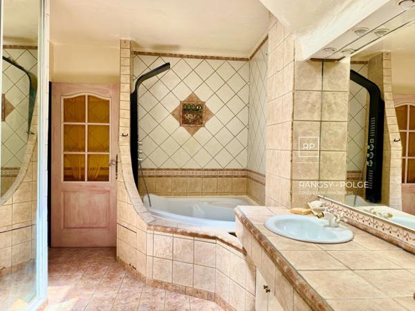 Maison à vendre 8 pièces MOLIERES SUR CEZE (30)