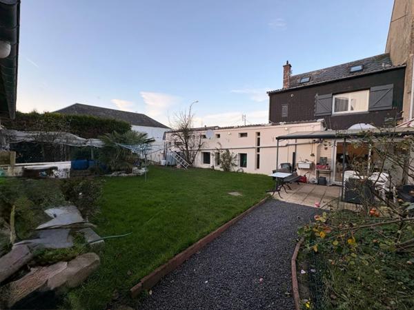 Maison de ville avec local de 110 m² – Neuville-lès-Dieppe